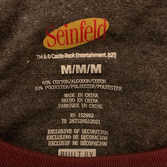 Cutterfly Seinfeld Collectors Bundle Merchandise Gift Box, Medium T-Shirt - Picture 6 of 15